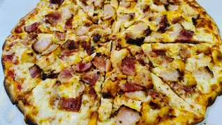 Chicken n Bacon Pizza
